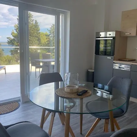 Mit Pool By Interhome