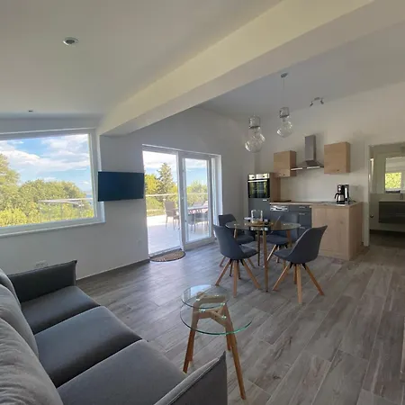 Mit Pool By Interhome