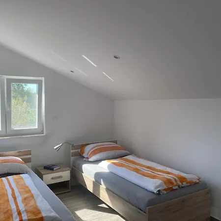 Mit Pool By Interhome *