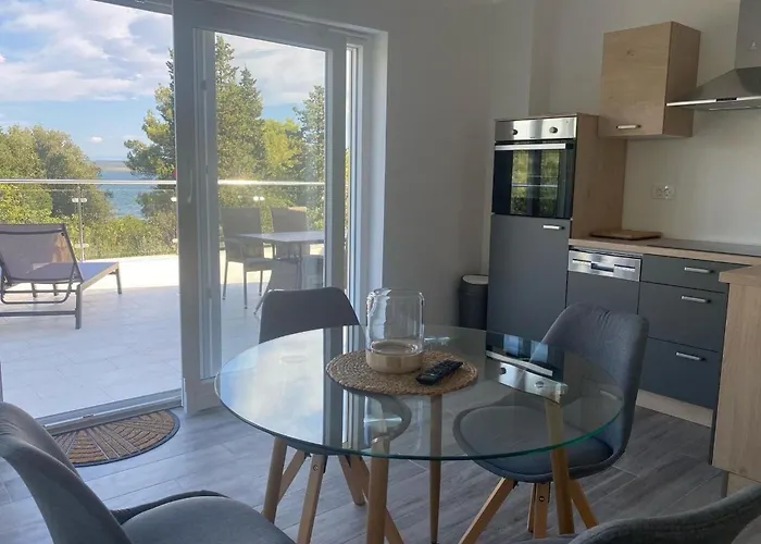 Mit Pool By Interhome