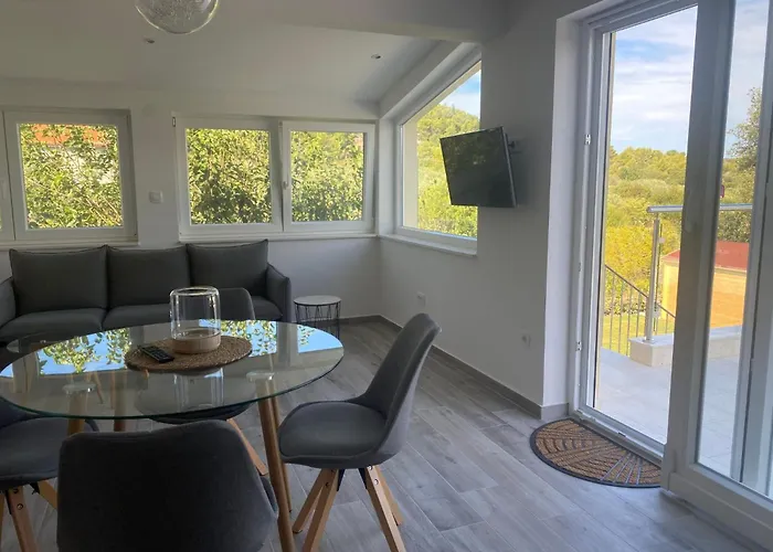 아파트 Mit Pool By Interhome