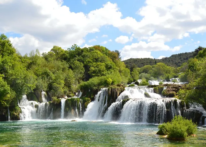 Apartment Mit Pool By Interhome